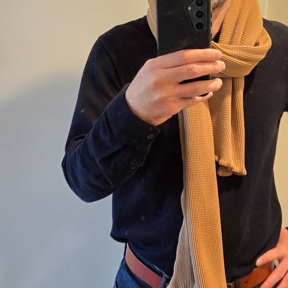 NWOT American Trench Cotton thermal scarf in Camel - Picture 8 of 8